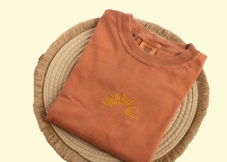 Trendy Embroidered Sun & Sunshine T-Shirt – Summer Boho Unisex Tee for Men & Women
