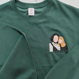 Colorful custom embroidery for couples - Tiuous