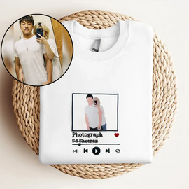 Embroidered hoodie suitable for couple selfies, the best couple commemorative clothing - Tiuous